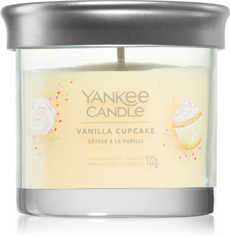 Yankee Candle Vanilla Cupcake lumânare parfumată 122 g