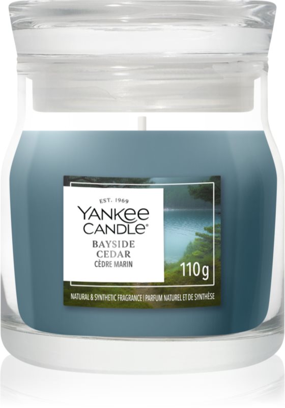 Yankee Candle Bayside Cedar lumânare parfumată Signature 110 g