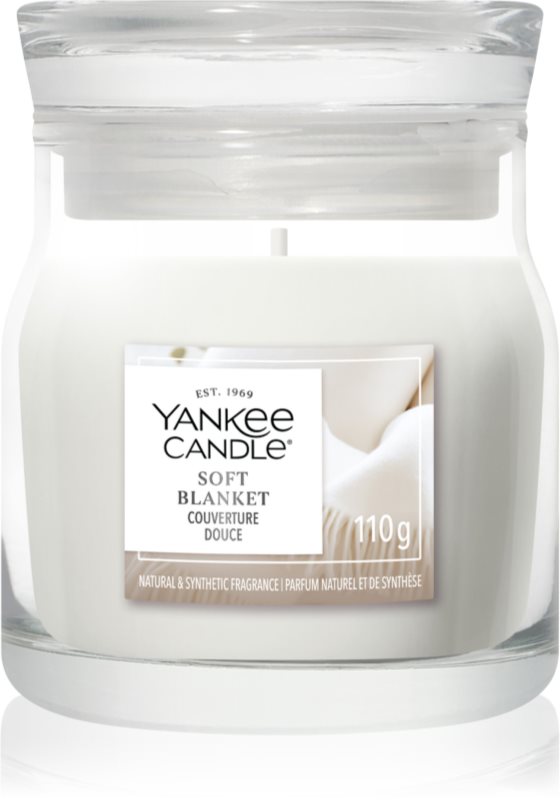 Yankee Candle Soft Blanket lumânare parfumată Signature 110 g