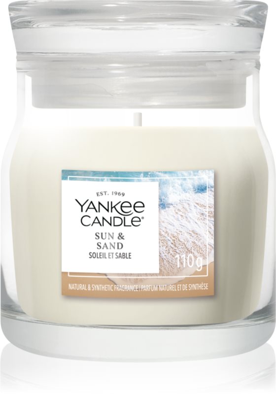 Yankee Candle Sun & Sand lumânare parfumată Signature 110 g
