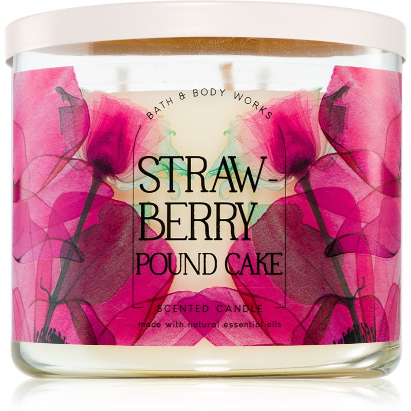 Bath & Body Works Strawberry Pound Cake lumânare parfumată 411 g