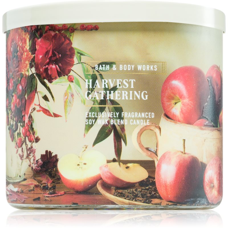 Bath & Body Works Harvest Gathering lumânare parfumată 411 g