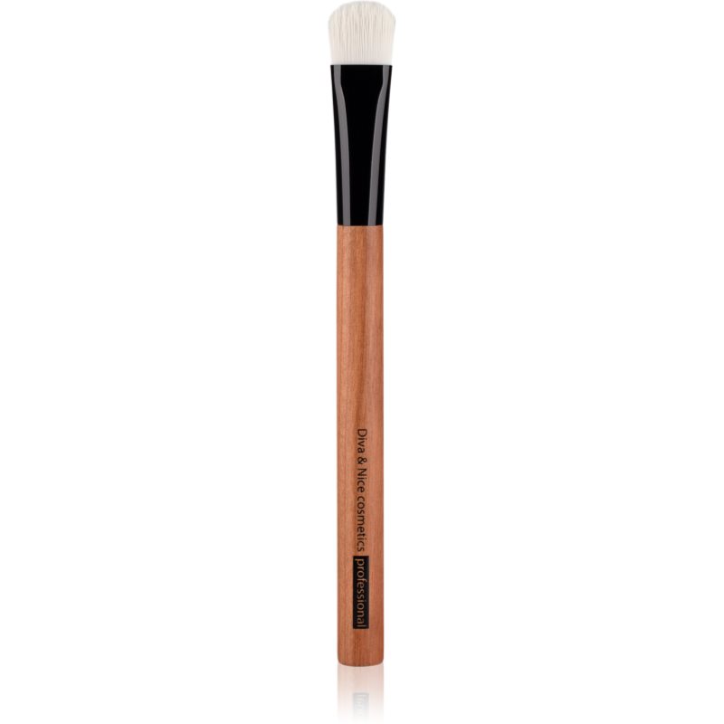 Diva & Nice Cosmetics Professional pensulă pentru make-up și corector MAX 224/5 1 buc