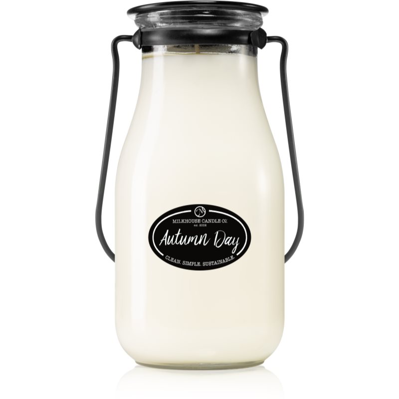 Milkhouse Candle Co. Creamery Autumn Day lumânare parfumată I. Milkbottle 396 g