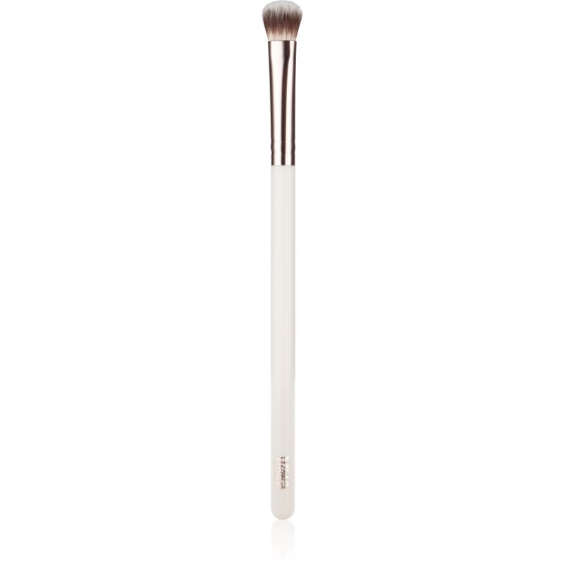MUA Makeup Academy Brushes Flat Eye Base perie plata pentru aplicarea fardului 1 buc