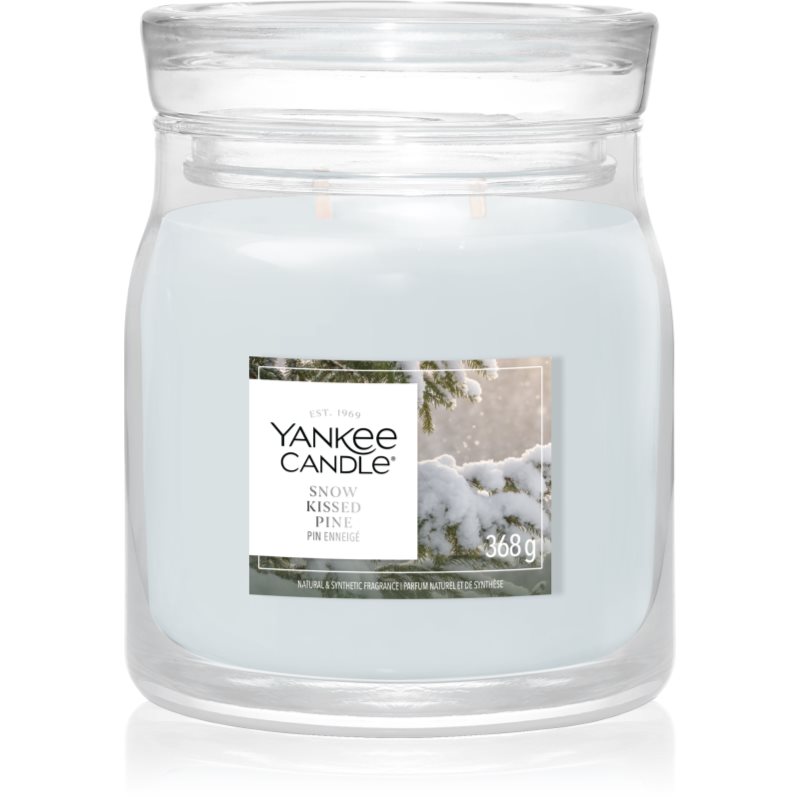 Yankee Candle Snow Kissed Pine lumânare parfumată 368 g