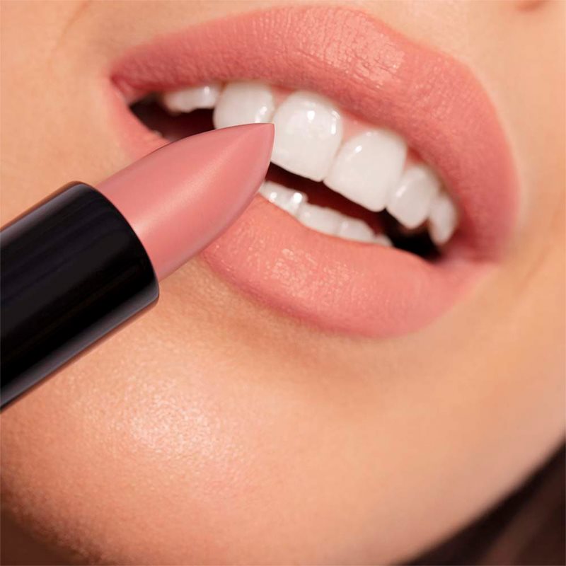 3INA The Lipstick Lipstick Shade 240 - Medium Nude Pink 4,5 G