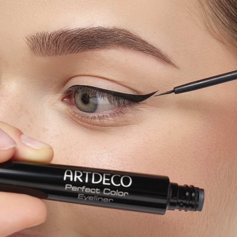 ARTDECO Perfect Color High Precision Liquid Eyeliner Farbton Black 4,5 ml