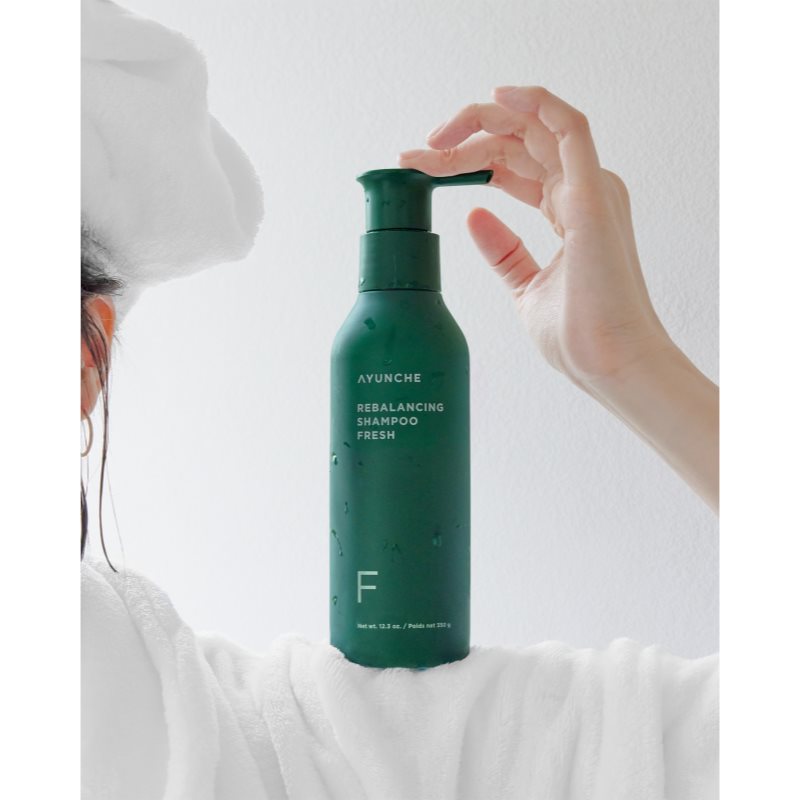 AYUNCHE Rebalancing Shampoo Fresh anti-hair loss shampoo with a refreshing effect 350 g