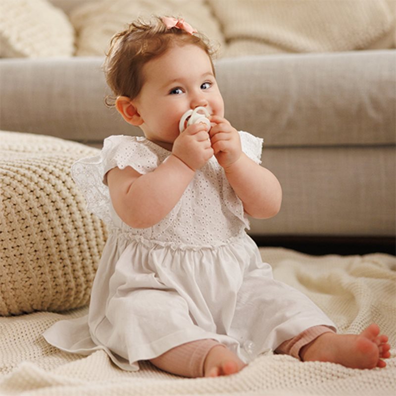 BabyOno Take Care Symmetrical Silicone Soothers dudlík Day & Night 6-18m+ 2 ks (obrázek 9)