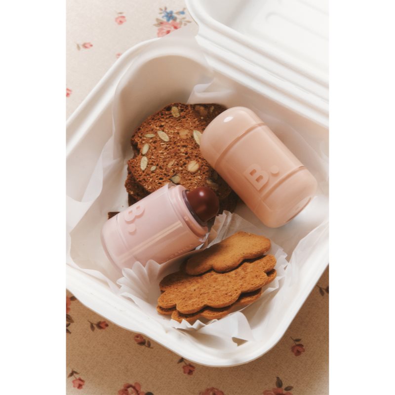 Banila Co. Romantic Blush multifunkční líčidlo na rty a tváře pro dokonalý vzhled odstín 10 Toffe Chocolate 3.7 g (obrázek 6)