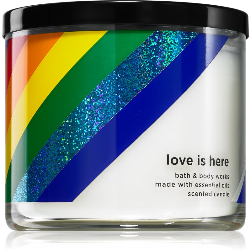 

Bath & Body Works Love is Here aроматична свічка
