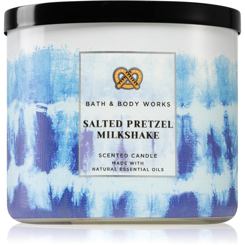 Bath & Body Works Salted Pretzel Milkshake scented candle 411 g
