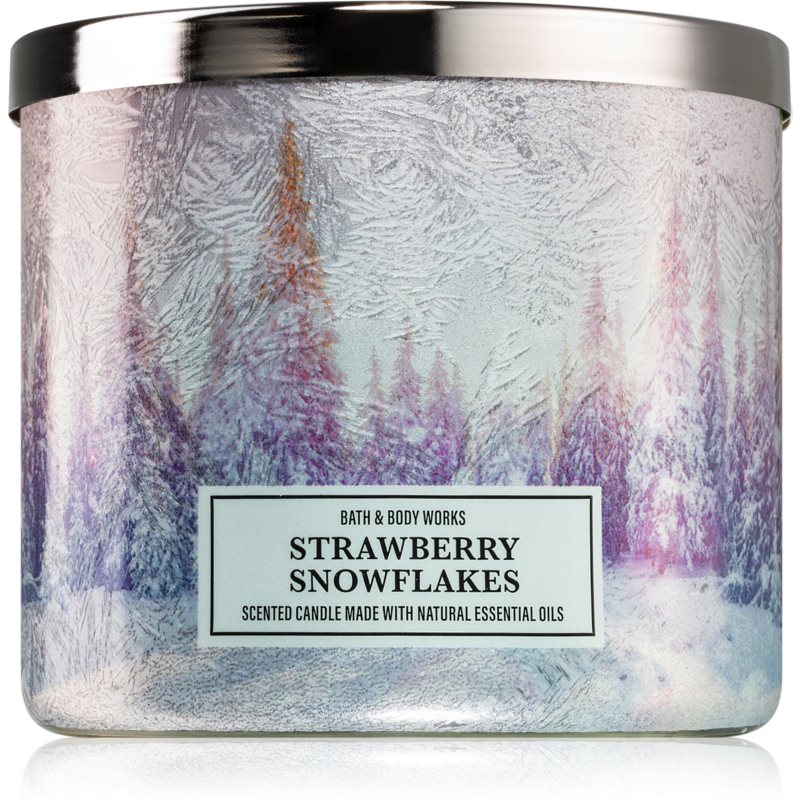 Bath & Body Works Strawberry Snowflakes vonná sviečka 411 g