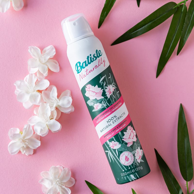 Batiste Naturally Bamboo & Gardenia Refreshing, Oil-absorbing Dry Shampoo 200 Ml