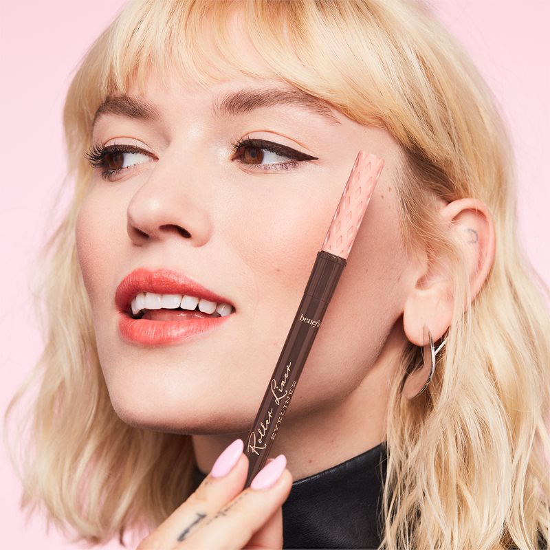 Benefit Roller Liner Eyeliner Liquide Teinte Brown 1 Ml