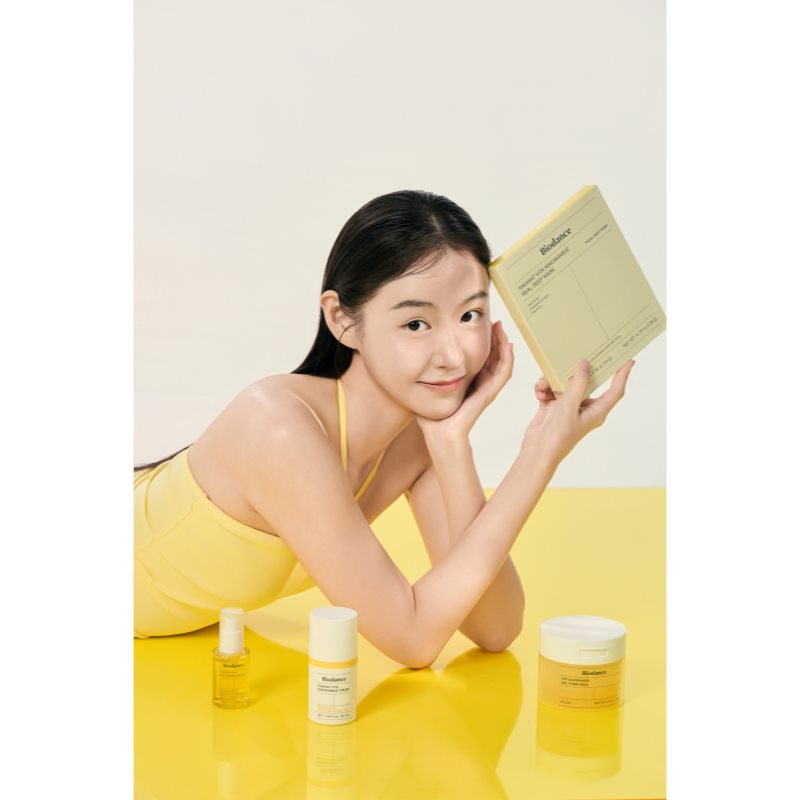Biodance Radiant Vita Niacinamide Cream hydratisierende und nährende Creme für klare und glatte Haut 50 ml (Bild 9)