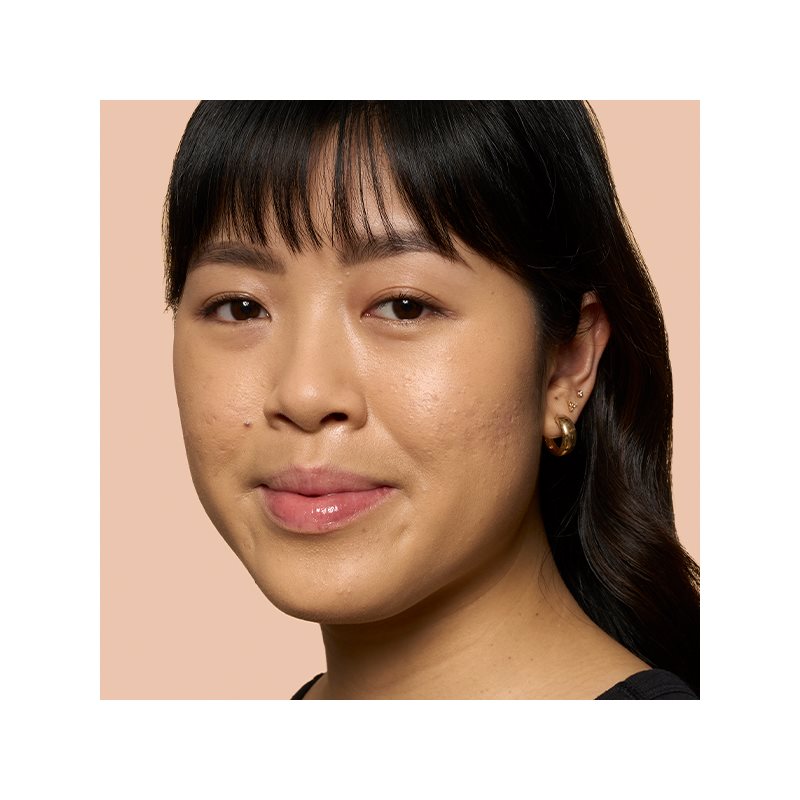 Bobbi Brown Weightless Skin Foundation SPF 15 long-lasting foundation with moisturising effect shade Golden Beige 30 ml