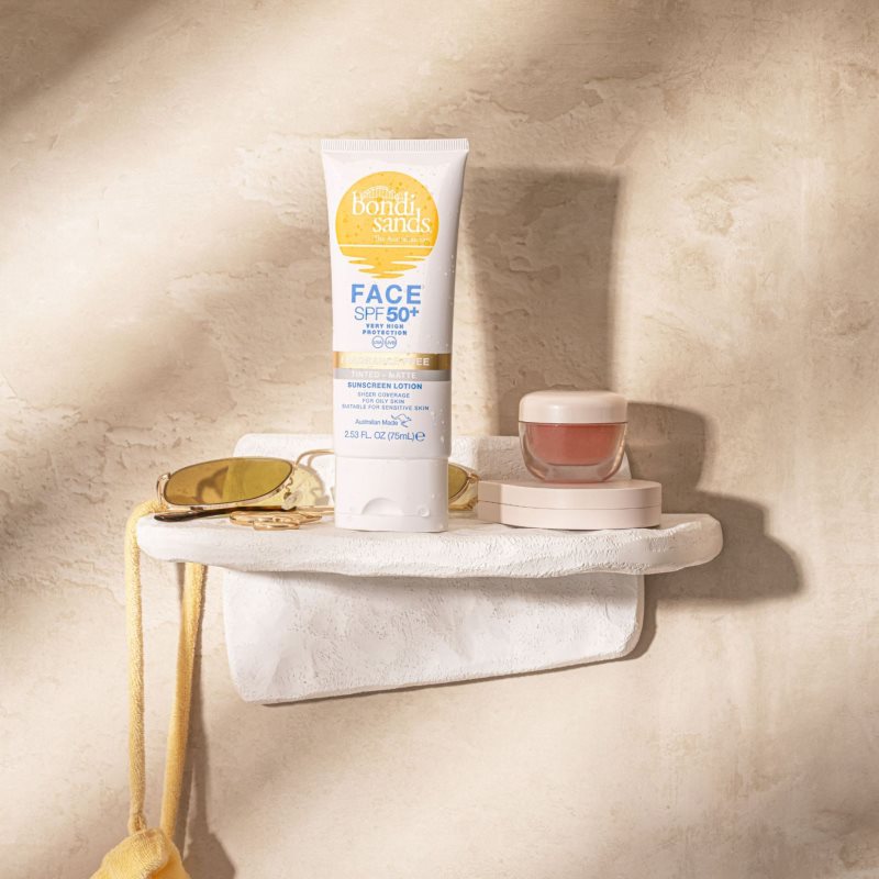Bondi Sands SPF 50+ Face Fragrance Free сонцезахисний тонуючий крем для шкіри обличчя з матуючим ефектом SPF 50+ 75 мл