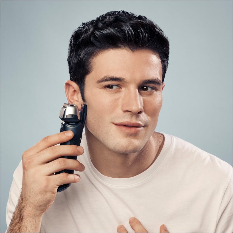 Braun Series 8 8450cc Rasoir électrique Black 1 Pcs