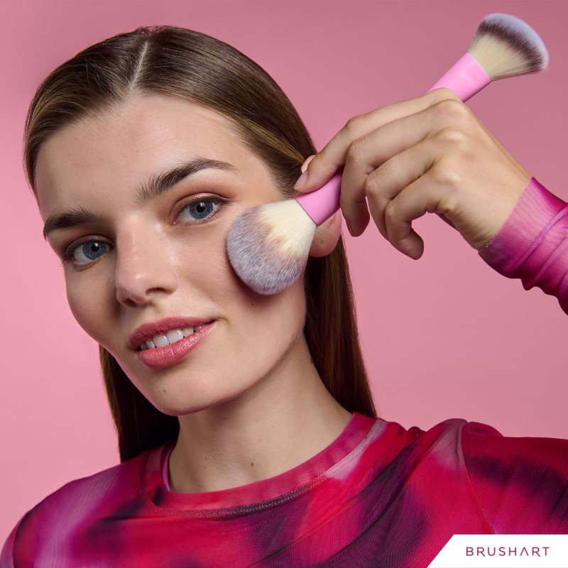 BrushArt Double Duty Blush & Powder brush štetec na lícenku a púder obojstranný 1 ks (obrázok 4)