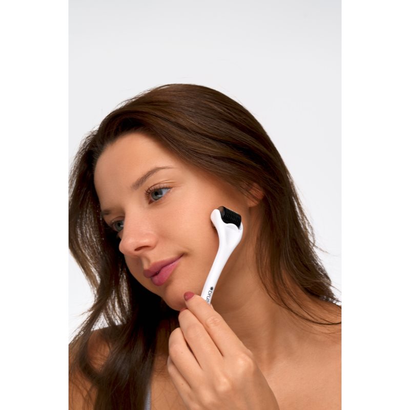 Brushworks Progression Micro Needle Derma Roller Mikro-Nadel Applikator für das Gesicht 0,5 mm 1 St. (Bild 5)