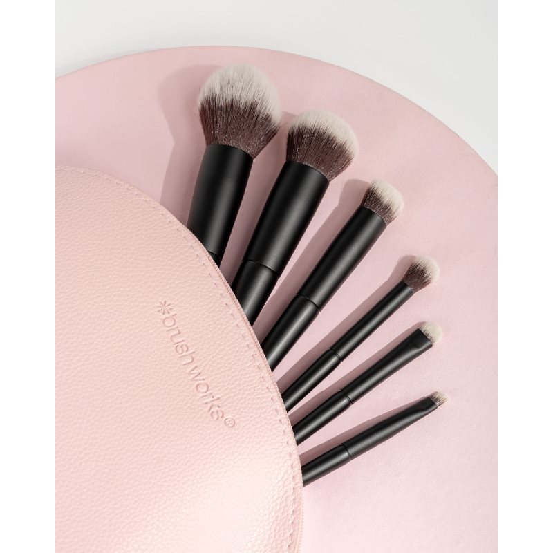 Brushworks Essentials Makeup Brush Set Complexion Набір пензлів з косметичкою