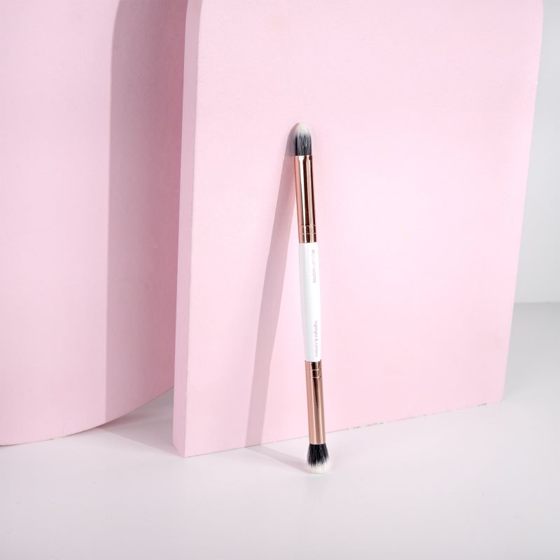 Brushworks Highlight And Contour Brush brocha doble 1 ud
