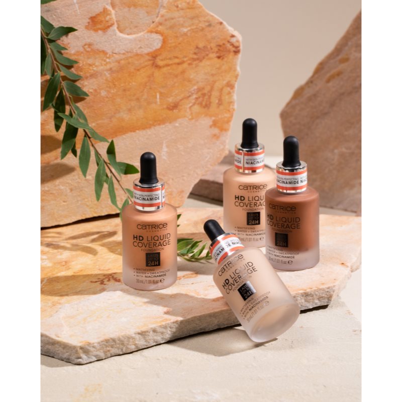 Catrice HD Liquid Coverage make-up odstín 032 - Nude Beige 30 ml