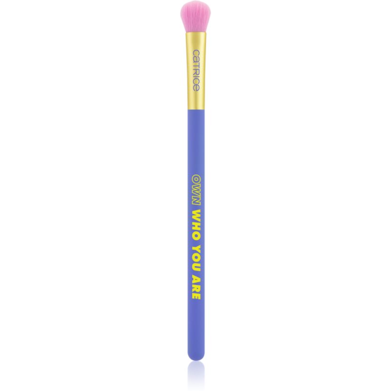 Catrice WHO I AM Round Eyeshadow Brush Own Who You Are 1 Pc