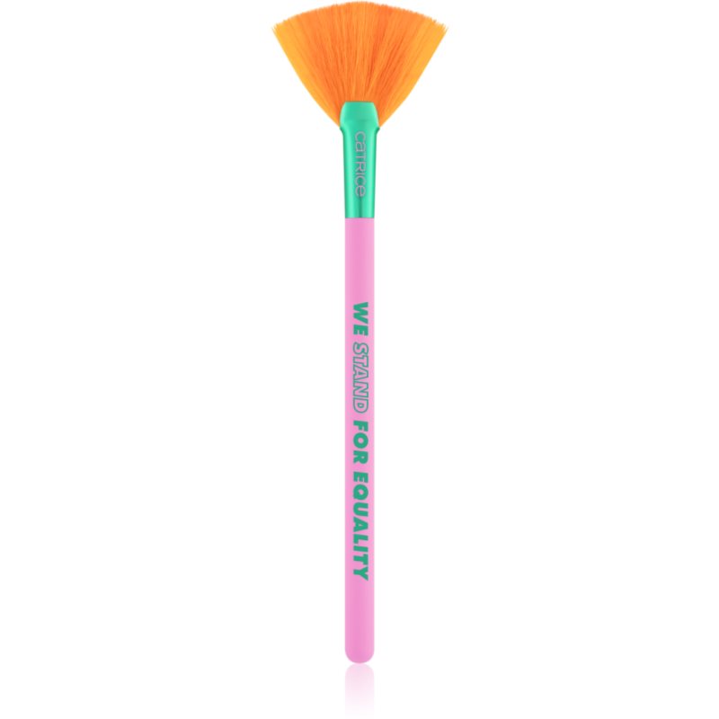 Catrice WHO I AM Highlighter Brush We Stand For Equality 1 Pc