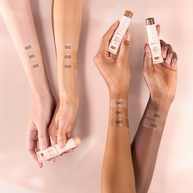Catrice Soft Glam Filter Stick make-up v tyčince odstín 020 Light - Medium 9 g (obrázek 4)