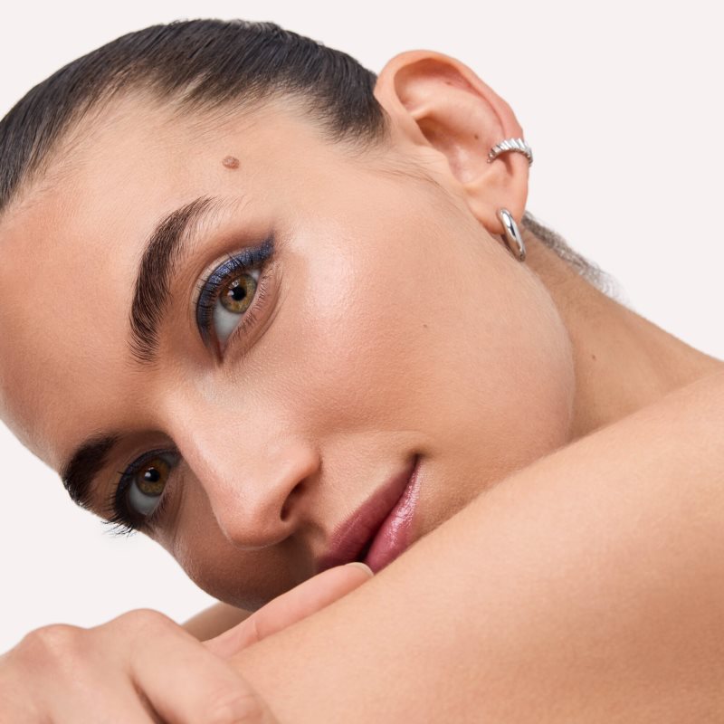 Catrice Jewel Glide Effect Eye Pencil voděodolná tužka na oči pro třpytivý lesk odstín 030 Midnight Sapphire 1.5 g (obrázek 7)