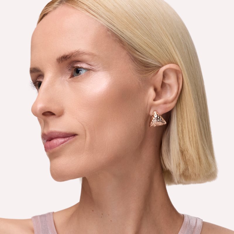 Catrice More Than Glow Liquid Highlighter tekutý rozjasňovač odstín 020 Dewy Rose 10.5 ml (obrázek 5)