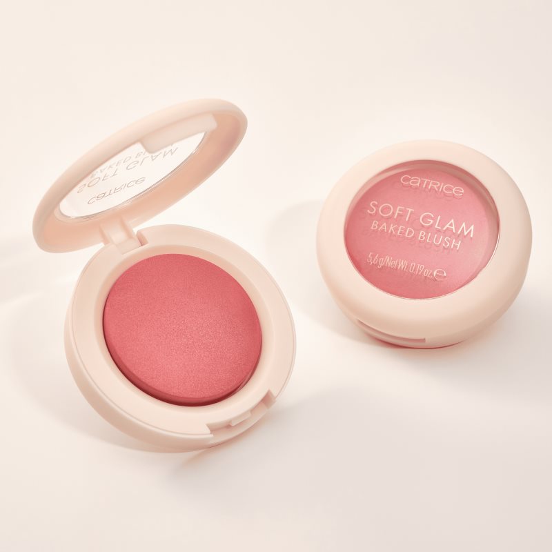 Catrice Soft Glam rozjasňující tvářenka odstín 020 Peachy Breeze 5.6 g (obrázek 4)