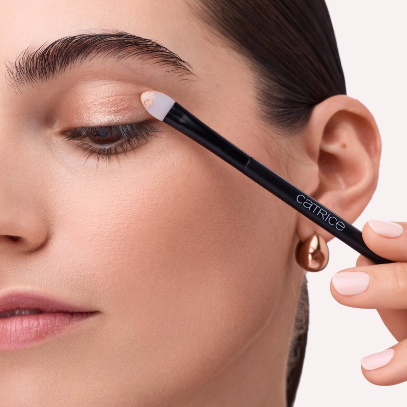 Catrice Effect Eyeshadow Duo Brush oboustranný štětec na oční stíny 1 ks (obrázek 5)