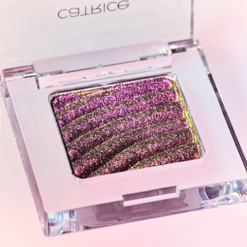Catrice Prismatic Shift Eyeshadow oční stíny s multichromatickým efektem odstín 020 Berry Blaze 1 g (obrázek 10)