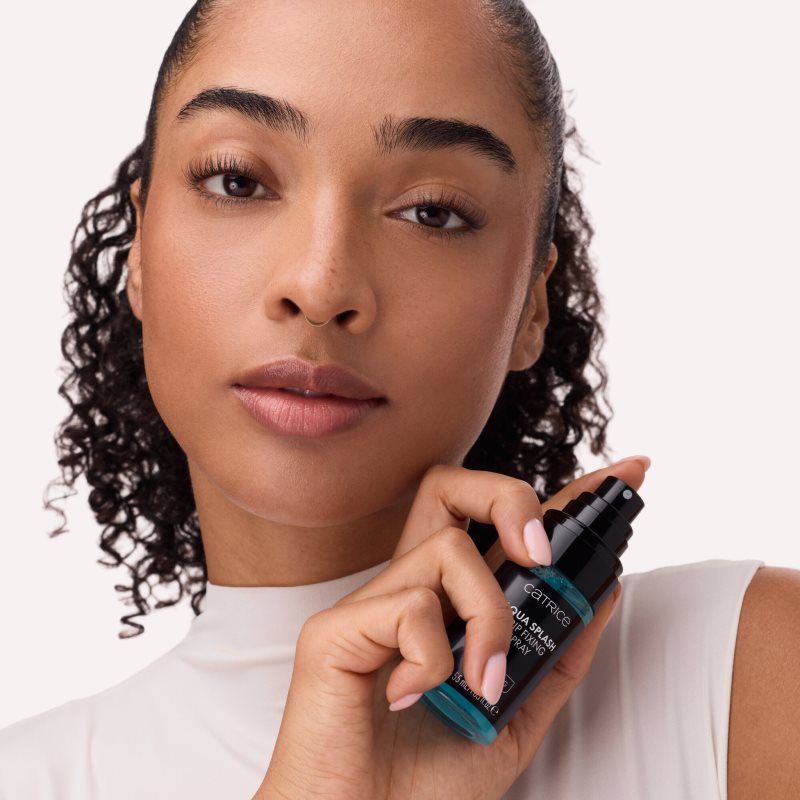 Catrice Aqua Splash fixační sprej na make-up 55 ml (obrázek 4)