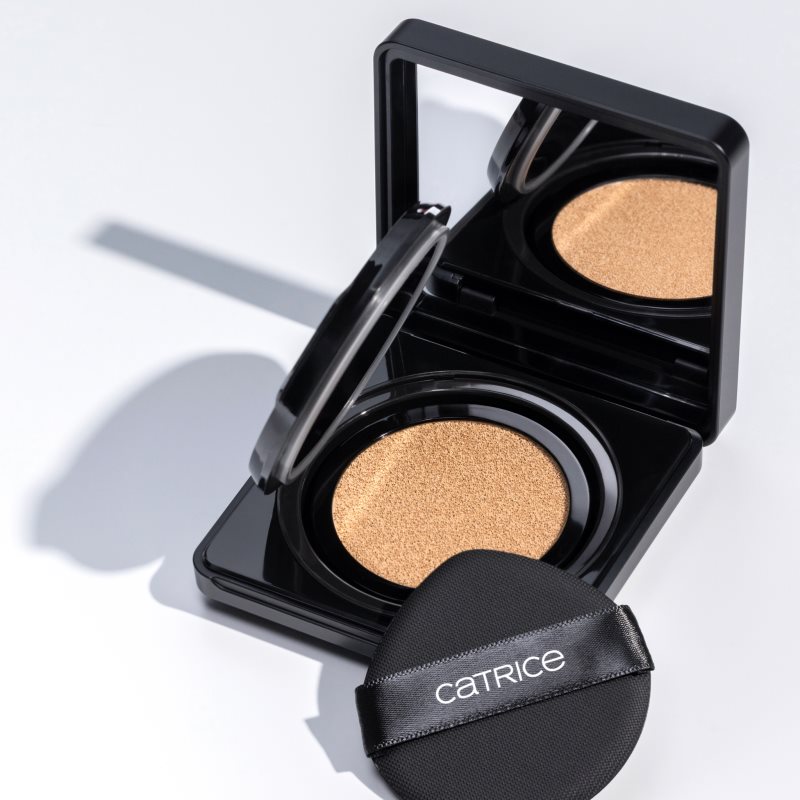 Catrice Invisible Cover Cushion Foundation mattierendes Make up im Schwämmchen SPF 30 Farbton 021W 10 g (Bild 11)