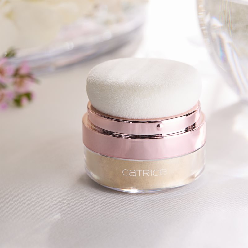 Catrice Brides & Besties lícenka s rozjasňovačom odtieň Champagne Showers C01 3.5 g (obrázok 4)