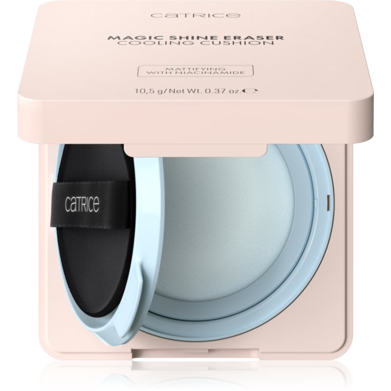 Catrice Magic Shine Eraser Cooling Cushion matující podkladová báze s chladivým účinkem odstín C010 Cool Cloud 10.5 g
