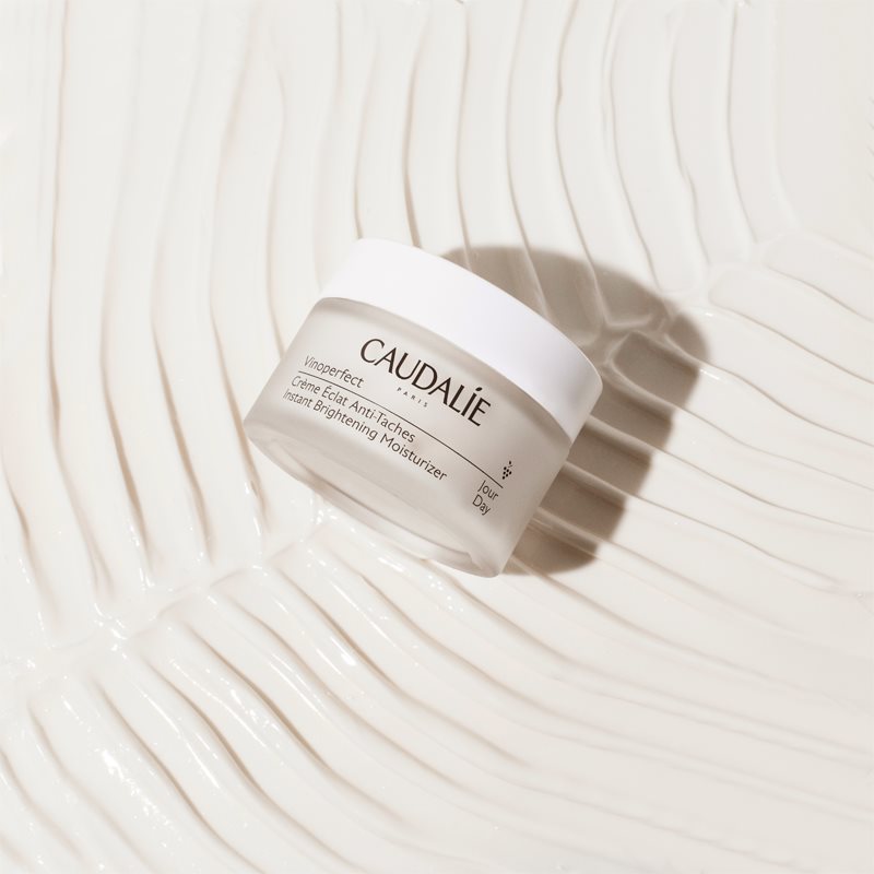 Caudalie Vinoperfect зволожуючий крем проти пігментних плям 50 мл