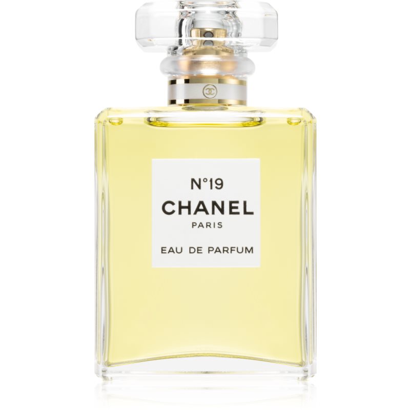 

Chanel N°19 парфумована вода з пульверизатором для жінок