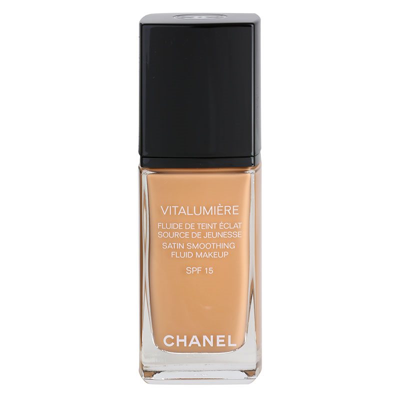 Chanel Vitalumière tekoči puder odtenek 40 Beige  30 ml