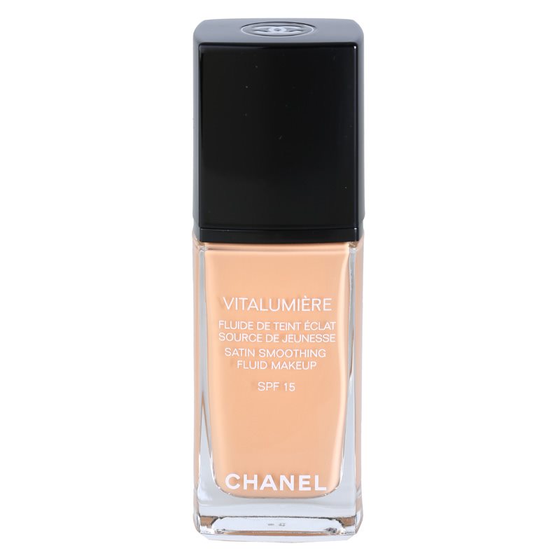 Chanel Vitalumière tekoči puder odtenek 25 Pétale  30 ml