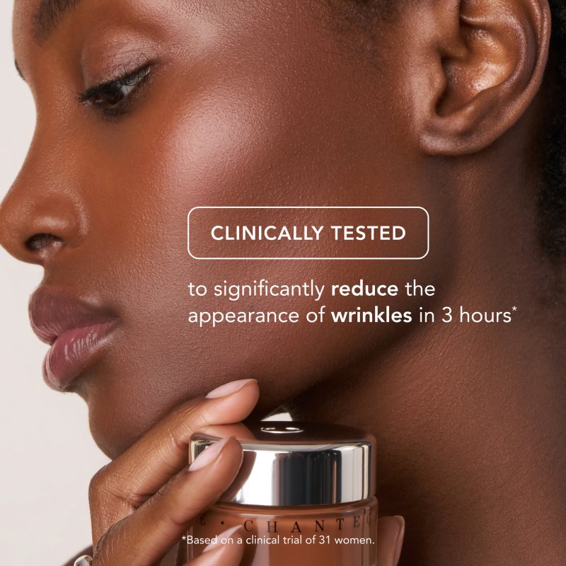 Chantecaille Future Skin Gel Foundation hydratačný make-up s rozjasňujúcim efektom Chamomile 3W 30 g