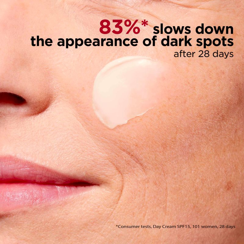 Clarins Super Restorative Day Cream SPF 15 omlazující denní krém SPF 15 50 ml (obrázek 5)