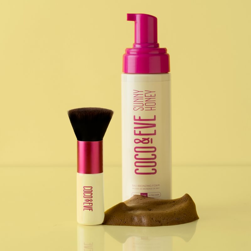 Coco & Eve Sunny Honey Deluxe Vegan Kabuki Brush kabuki brush for body and face 1 pc
