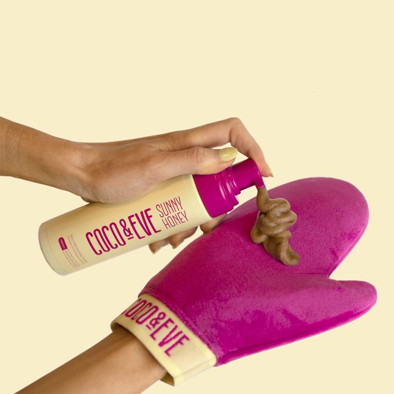 Coco & Eve Sunny Honey Soft Velvet Tanning Mitt aplikační rukavice 1 ks (obrázek 4)