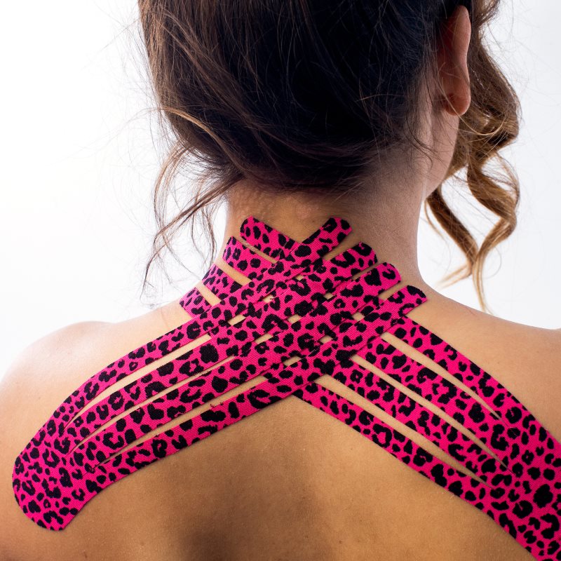CureTape® Art fixační tejpovací páska barva Leopard Pink&Black 5 m (obrázek 3)